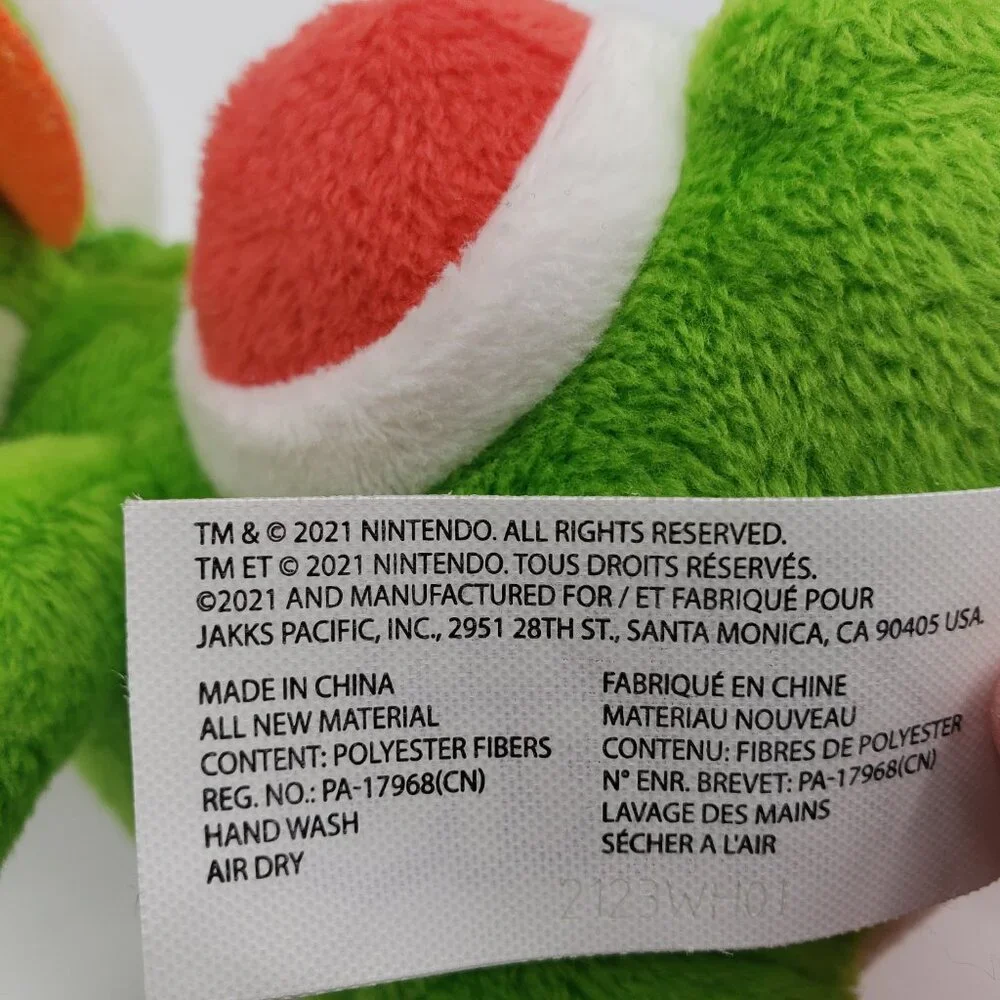 Super Mario “Yoshi” 9” Plush/Stuffed Animal - Nintendo -  Jakks Pacific 2021